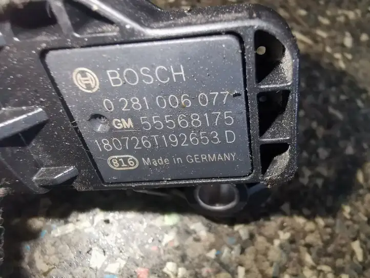Opel Insignia A (2008 - 2017) 0281006077 Датчик давления воздуха впуска — фото 3