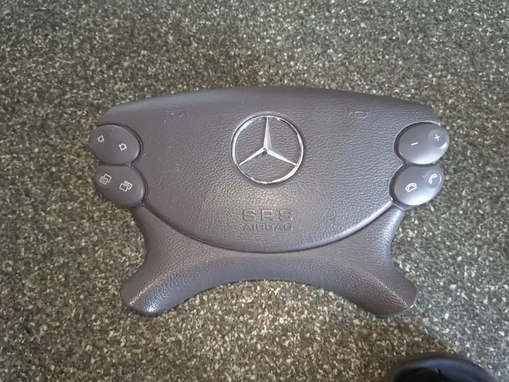 Mercedes-Benz E W211 (2002 - 2009) 2198601502 Подушка безопасности руля — фото 1