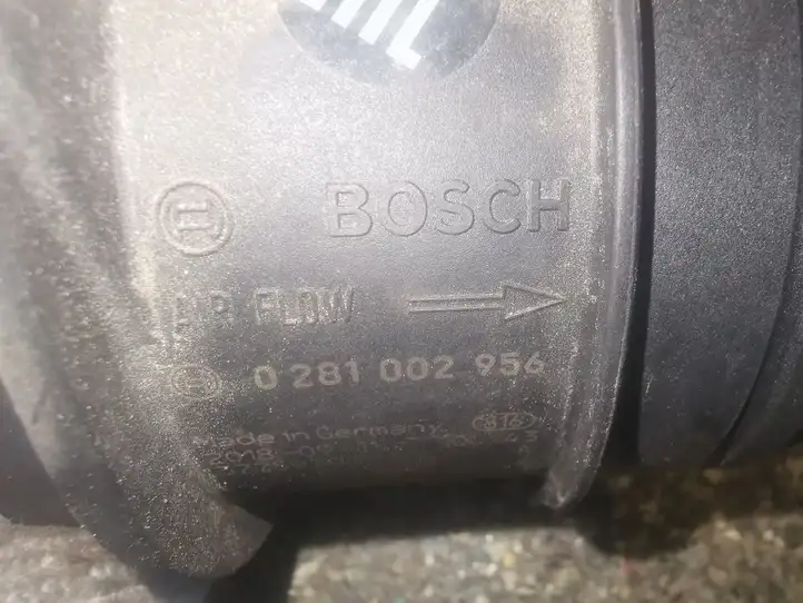 Volkswagen PASSAT B7 (2011 - 2014) 0281002956 Датчик массового расхода воздуха — фото 3