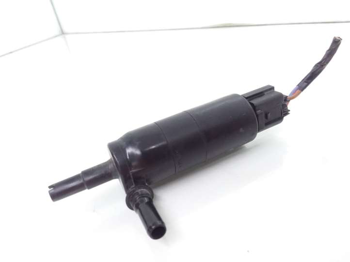 BMW 3 F30 F35 F31 (2012 - 2018)  7217792 Насос фар жидкости