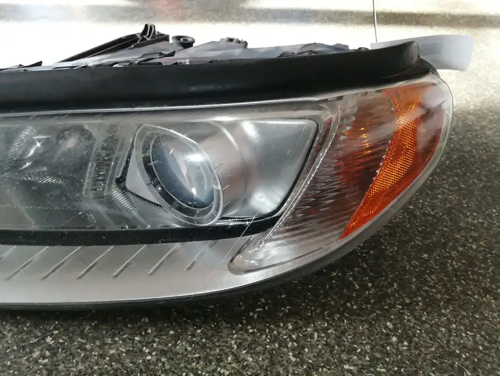 Volvo V70 (2007 - 2013) 31214347 Передняя фара — фото 6