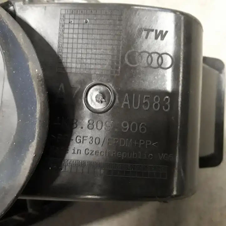 Audi A7 S7 4G (2014 - 2018) 4K8809906 Крышка топливного бака — фото 4