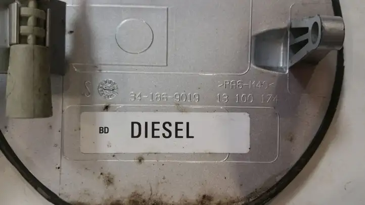 Opel Vectra C (2002 - 2005) 13100174 Крышка топливного бака — фото 3
