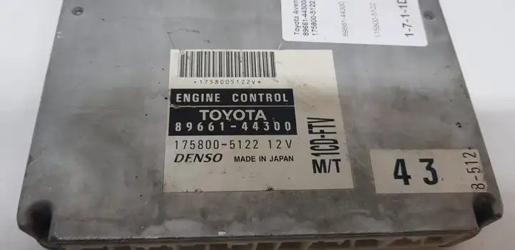 Toyota Avensis T220 (2000 - 2003) 8966144300 Блок управления двигателем (ЭБУ) — фото 2