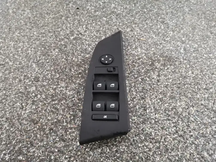 BMW 5 E60 E61 (2004 - 2010) 6951904 Кнопка стеклоподъемников — фото 1