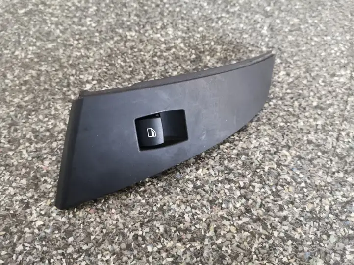 BMW 5 E60 E61 (2004 - 2010) 6922244 Кнопка стеклоподъемников — фото 1