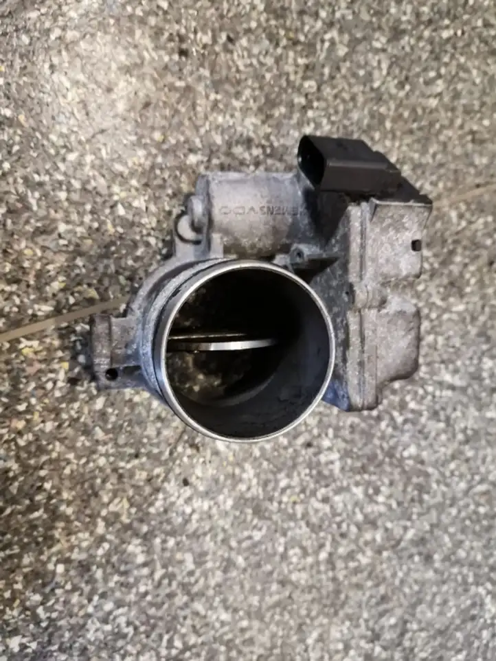 Ford Fiesta (2006 - 2008) 7V2Q9E926AB Дроссельная заслонка — фото 1