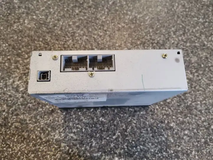 Nissan Primera (2001 - 2008) 28330BA000 CD/DVD чейнджер — фото 2