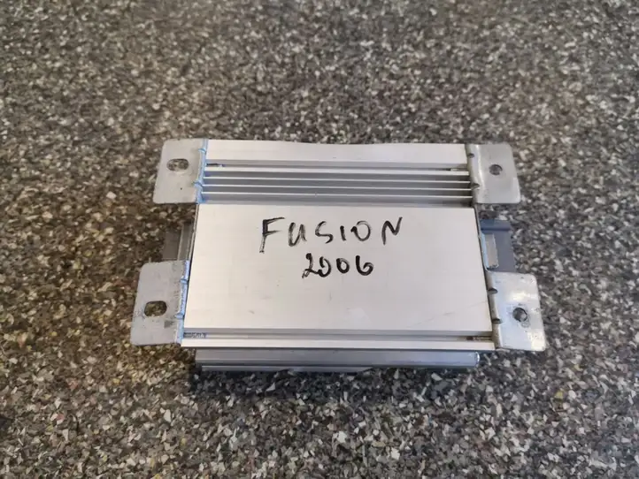 Ford Fusion (2006 - 2012) 8A5T18C808AB Усилитель звука — фото 5