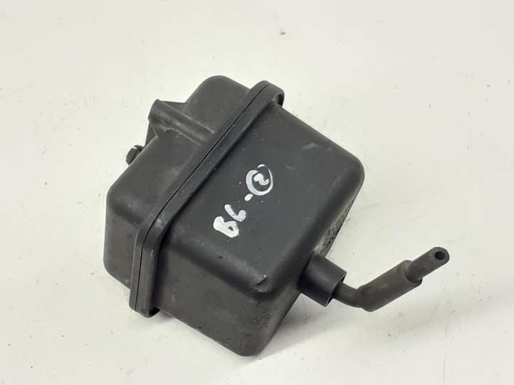 Volkswagen Touran I (2003 - 2010)  03G129808 Воздушный резервуар вакуума
