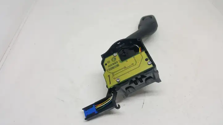 Audi A3/S3 8P (2004 - 2008) 8P0953519A Переключатель стеклоочистителей — фото 3