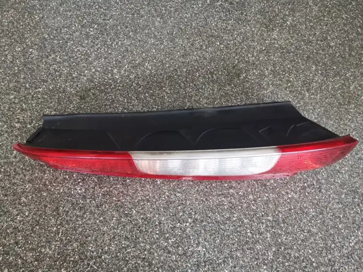 Ford Focus C-MAX (2003 - 2010) 3M5113A603AA Задний фонарь в кузове — фото 2
