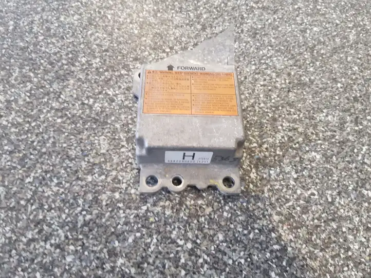 Nissan X-Trail T30 (2001 - 2007) 988209H600 Блок управления SRS — фото 1