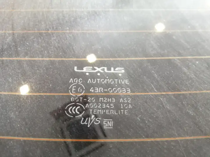 Lexus ES 250 - 300 - 350 (2015 - 2018) 43R00033 Заднее стекло — фото 4