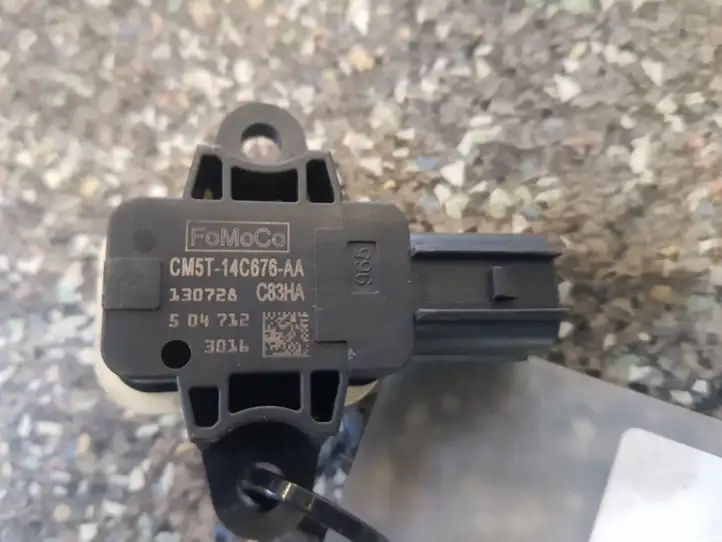 Ford Focus (2011 - 2015) CM5T14C676AA Датчик удара SRS — фото 3