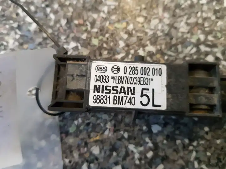 Nissan Almera N16 (2000 - 2010) 0285002010 Датчик удара SRS — фото 3