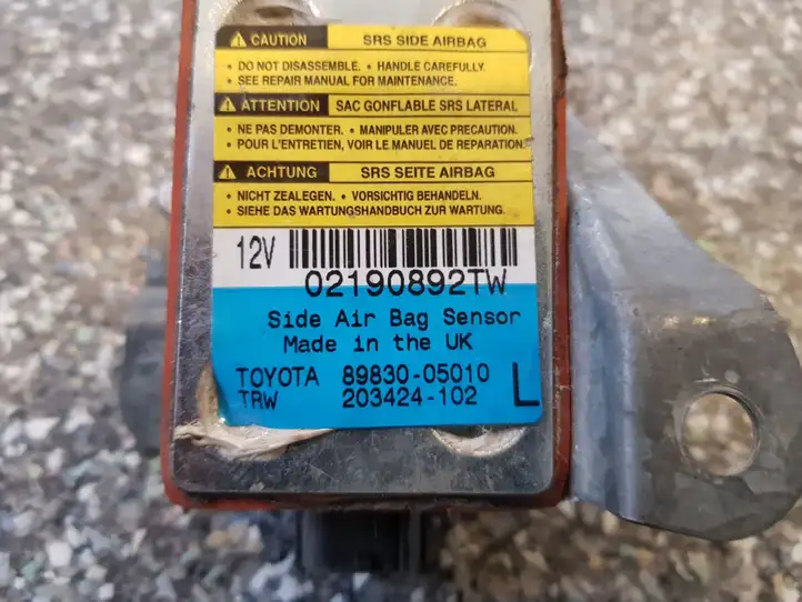 Toyota Avensis T250 (2006 - 2009) 8983005010 Датчик удара SRS — фото 2