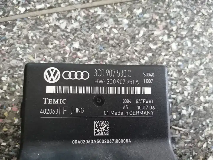 Audi A6 S6 C6 4F (2004 - 2008) 3C0907530C Прочие блоки управления — фото 2