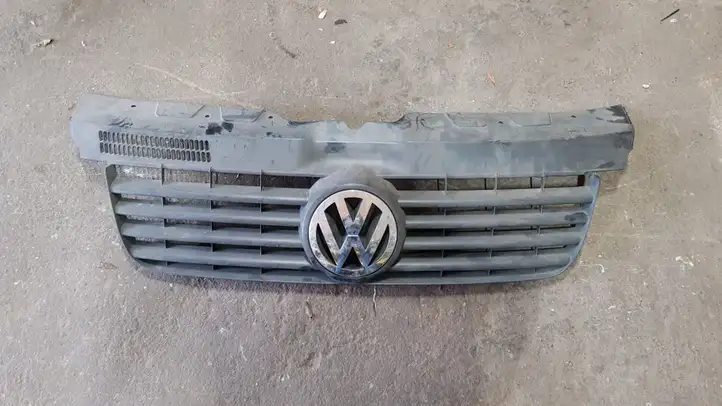 Volkswagen Transporter - Caravelle T5 (2003 - 2009) 7H0807101 Верхняя решетка радиатора — фото 1