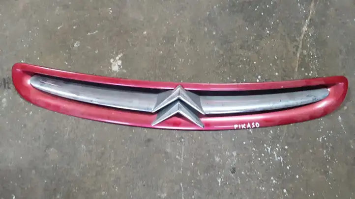 Citroen Xsara Picasso (1999 - 2012) 9632099177 Верхняя решетка радиатора — фото 1