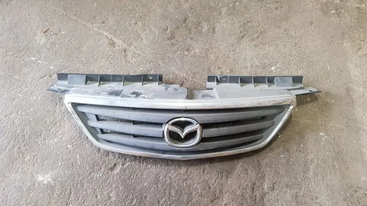Mazda MPV (1999 - 2006) Верхняя решетка радиатора — фото 1