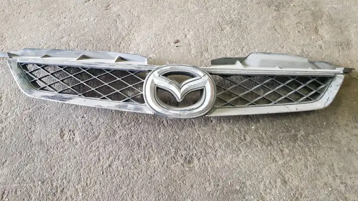 Mazda 5 (2005 - 2010) Верхняя решетка радиатора — фото 3