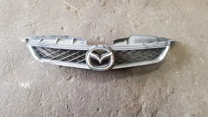 Mazda 5 (2005 - 2010) Верхняя решетка радиатора — фото 1