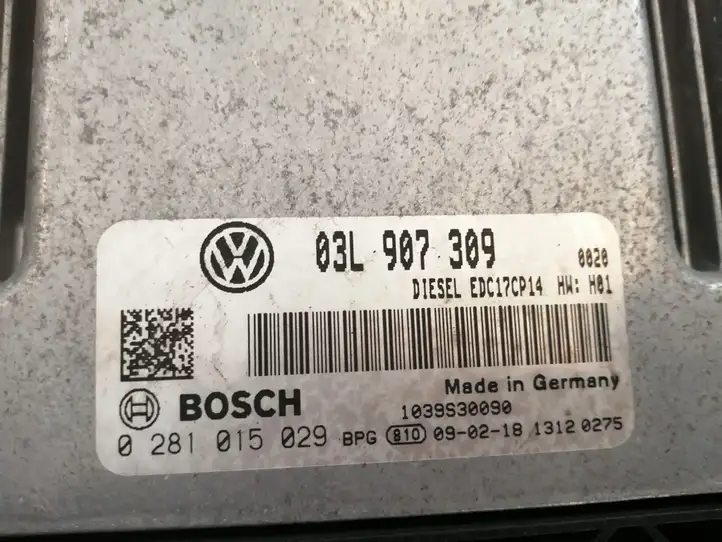 Volkswagen PASSAT B6 (2005 - 2010) 03L907309 Блок управления двигателем (ЭБУ) — фото 4