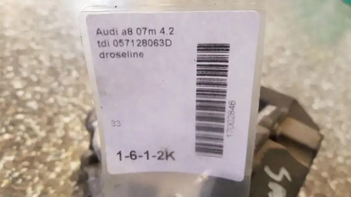 Audi A8 S8 D3 4E (2002 - 2005) 057128063D Дроссельная заслонка — фото 3