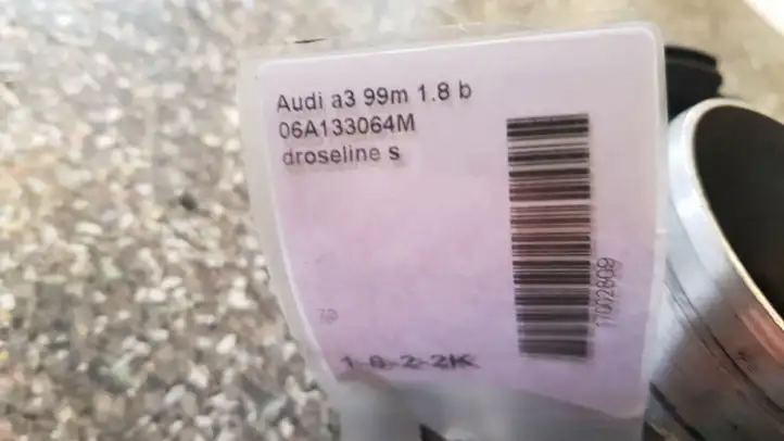 Audi A4 S4 B5 8D (1999 - 2001) 06A133064M Дроссельная заслонка — фото 2