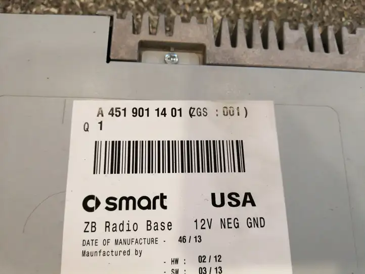 Smart ForTwo II (2007 - 2015) A4519011401 Магнитола / мультимедийная система — фото 7
