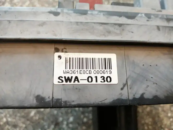 Honda CR-V (2006 - 2009) SWA0130 Блок предохранителей — фото 3