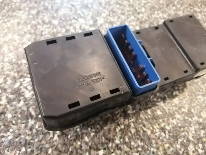 Chevrolet Captiva (2006 - 2011) 202005436 Кнопка стеклоподъемников — фото 3