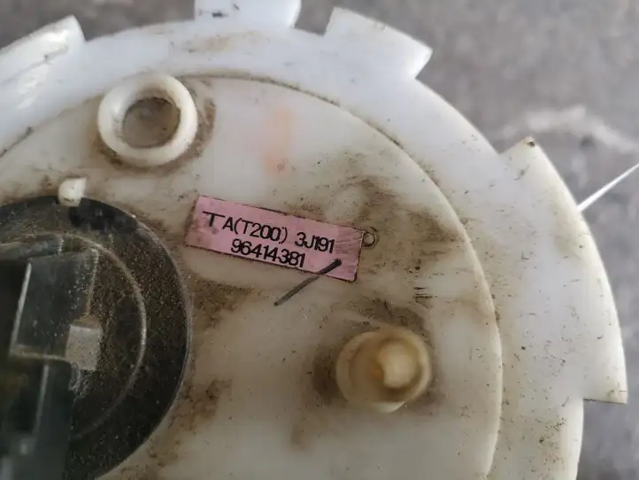 Chevrolet Kalos (2003 - 2008) 96414381 Топливный насос (в баке) — фото 2