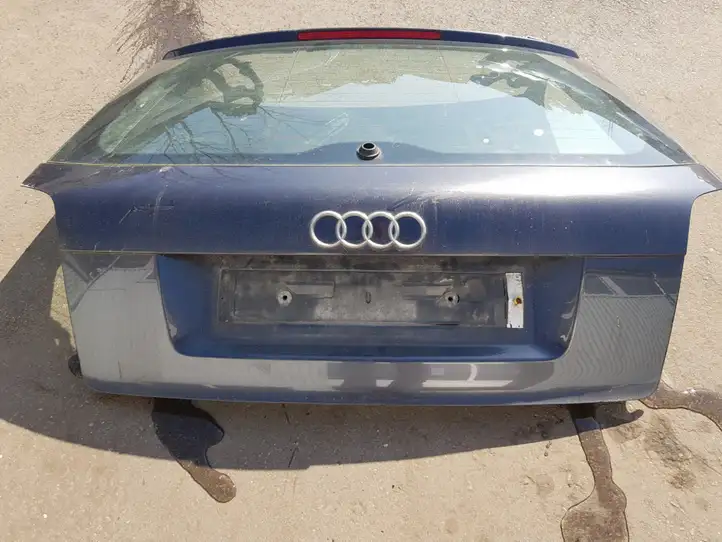 Audi A3/S3 8P (2004 - 2008) Крышка багажника — фото 2