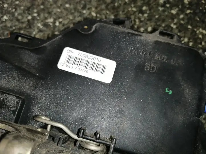 Volkswagen Golf V (2003 - 2009) 7L0839016 Замок задней двери — фото 2