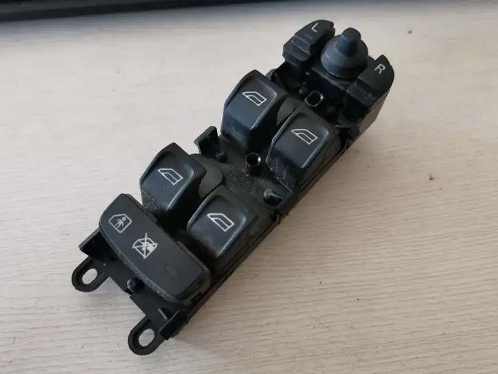 Volvo V70 (2007 - 2013) 31295115AA Кнопка стеклоподъемников — фото 1