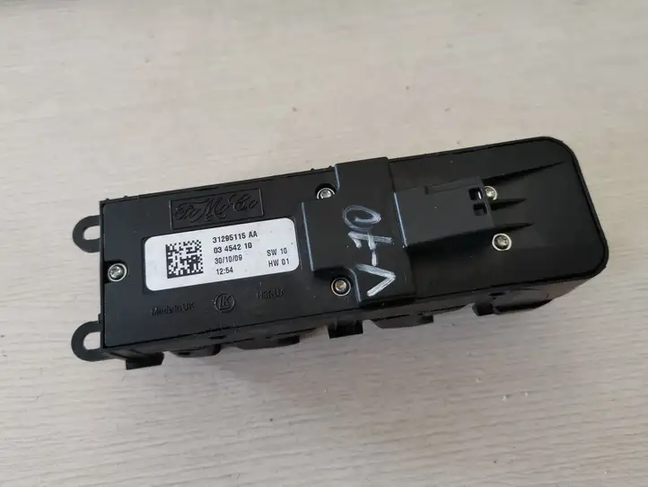 Volvo V70 (2007 - 2013) 31295115AA Кнопка стеклоподъемников — фото 2