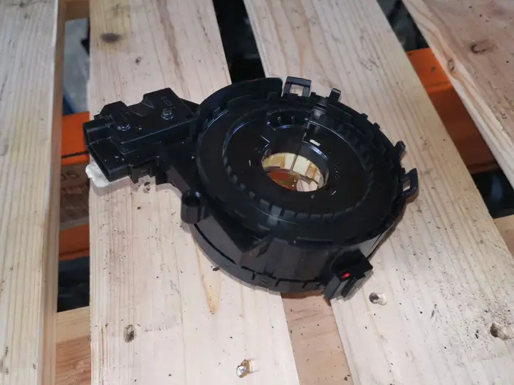 Audi A3/S3 8P (2004 - 2008) 1K0959653 Контактное кольцо SRS — фото 2