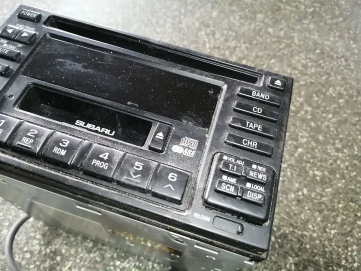 Subaru Outback (1998 - 2003) 86201AE190 Магнитола / мультимедийная система — фото 5