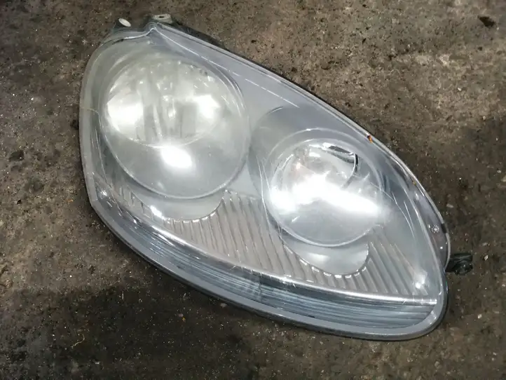 Volkswagen Golf V (2003 - 2009) 1K6941006A Передняя фара — фото 1