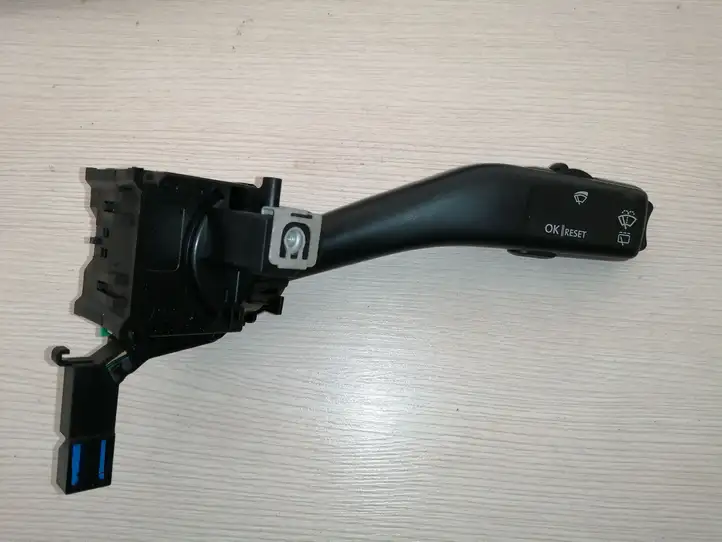 Volkswagen Golf V (2003 - 2009) 1K0953519A Переключатель стеклоочистителей — фото 1