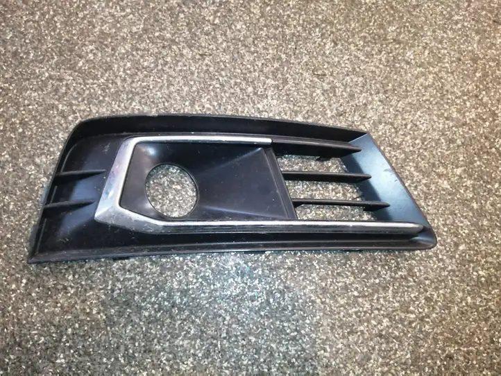 Audi A4 S4 B9 (2015 - 2019) 8W0807682S Решетка противотуманной фары — фото 1