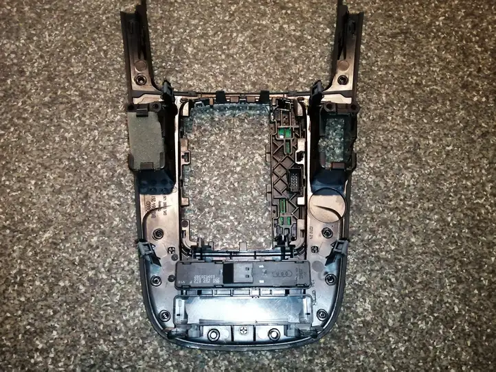 Audi A4 S4 B8 8K (2011 - 2015) 8K0864261 Рамка рычага КПП — фото 4