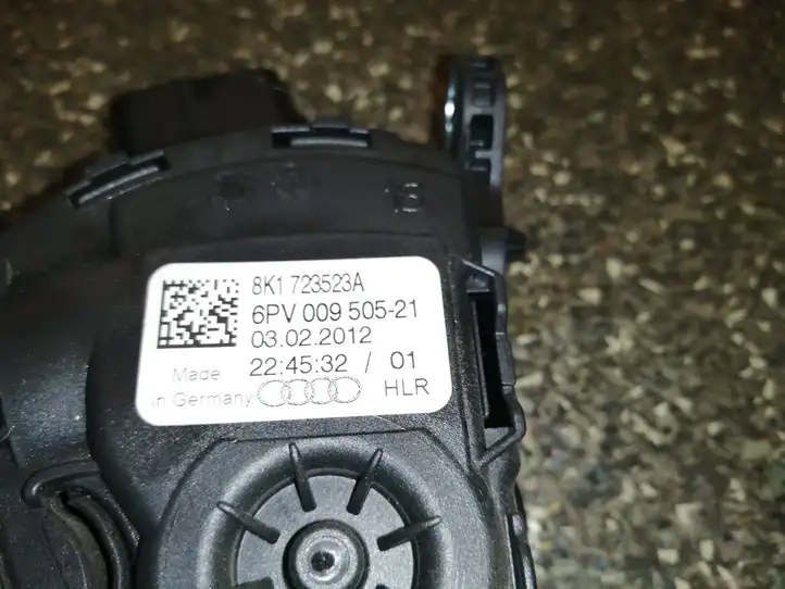 Audi A4 S4 B8 8K (2011 - 2015) 8K1723523A Педаль акселератора — фото 2