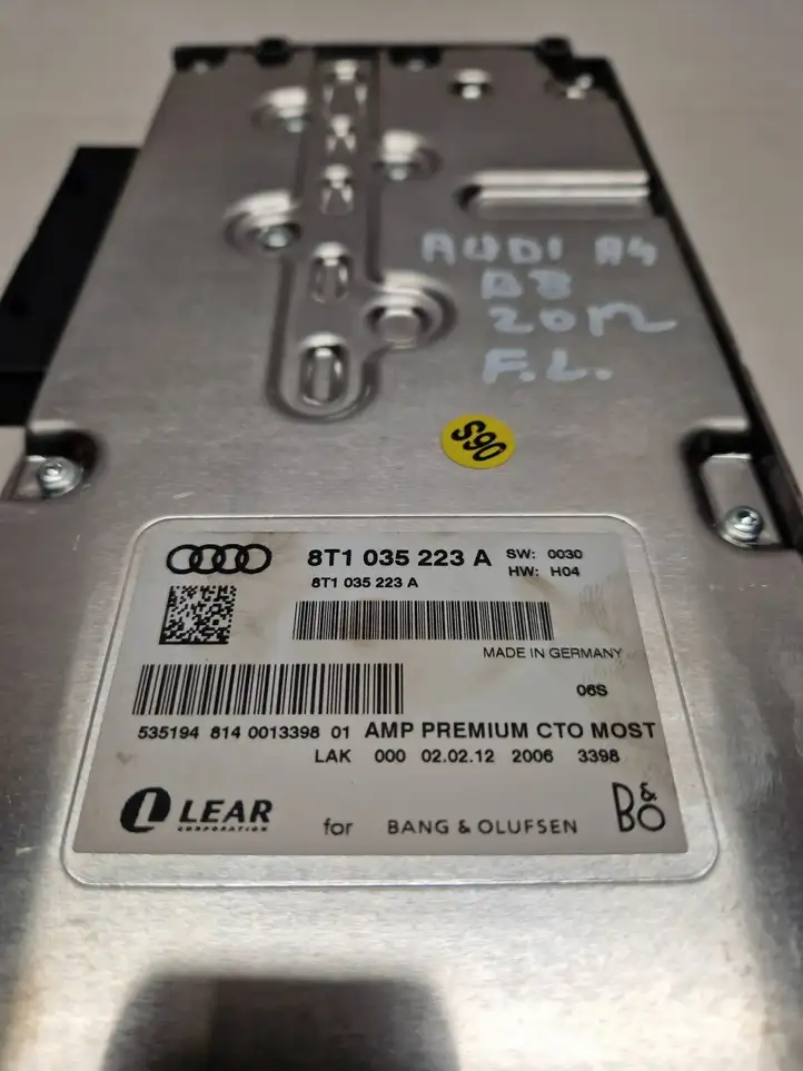 Audi A4 S4 B8 8K (2011 - 2015) 8T1035223A Усилитель звука — фото 7