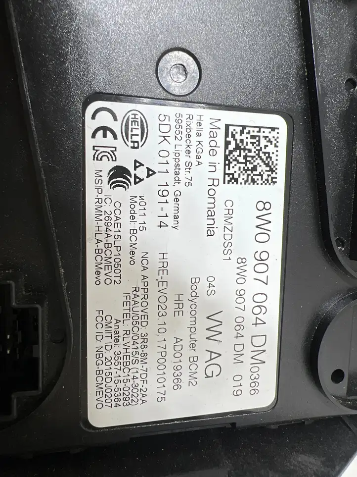 Audi Q5 SQ5 (2017 - ) 8W0907064DM Модуль комфорта — фото 6