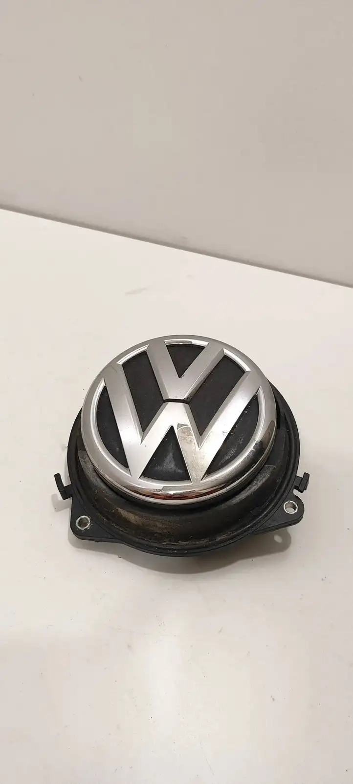 Volkswagen Golf VI (2009 - 2013) 6R0827469C Ручка крышки багажника — фото 2