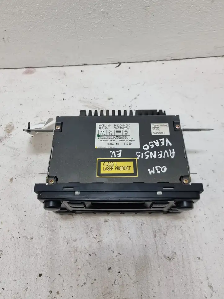 Toyota Avensis Verso (2001 - 2004) 8612044080 Магнитола / мультимедийная система — фото 4