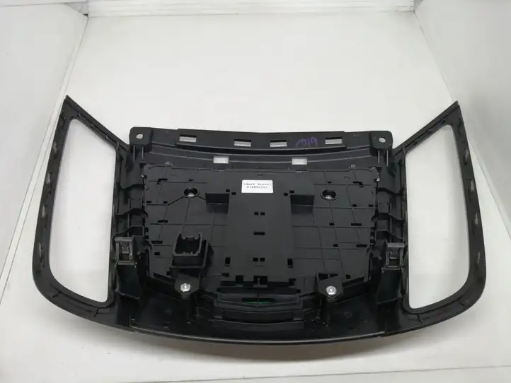 Ford Kuga II (2013 - 2019) CV4T18K811SA Контроллер мультимедийной системы — фото 4